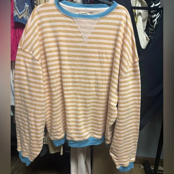 We The Free Striped Classic Crew Size Med Latte Combo NWOT Retail $98 - Picture 6 of 8